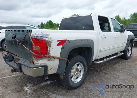 2010 Chevrolet Silverado 1500 Ltz из США, поврежденный, VIN 3GCRKTE32AG200462